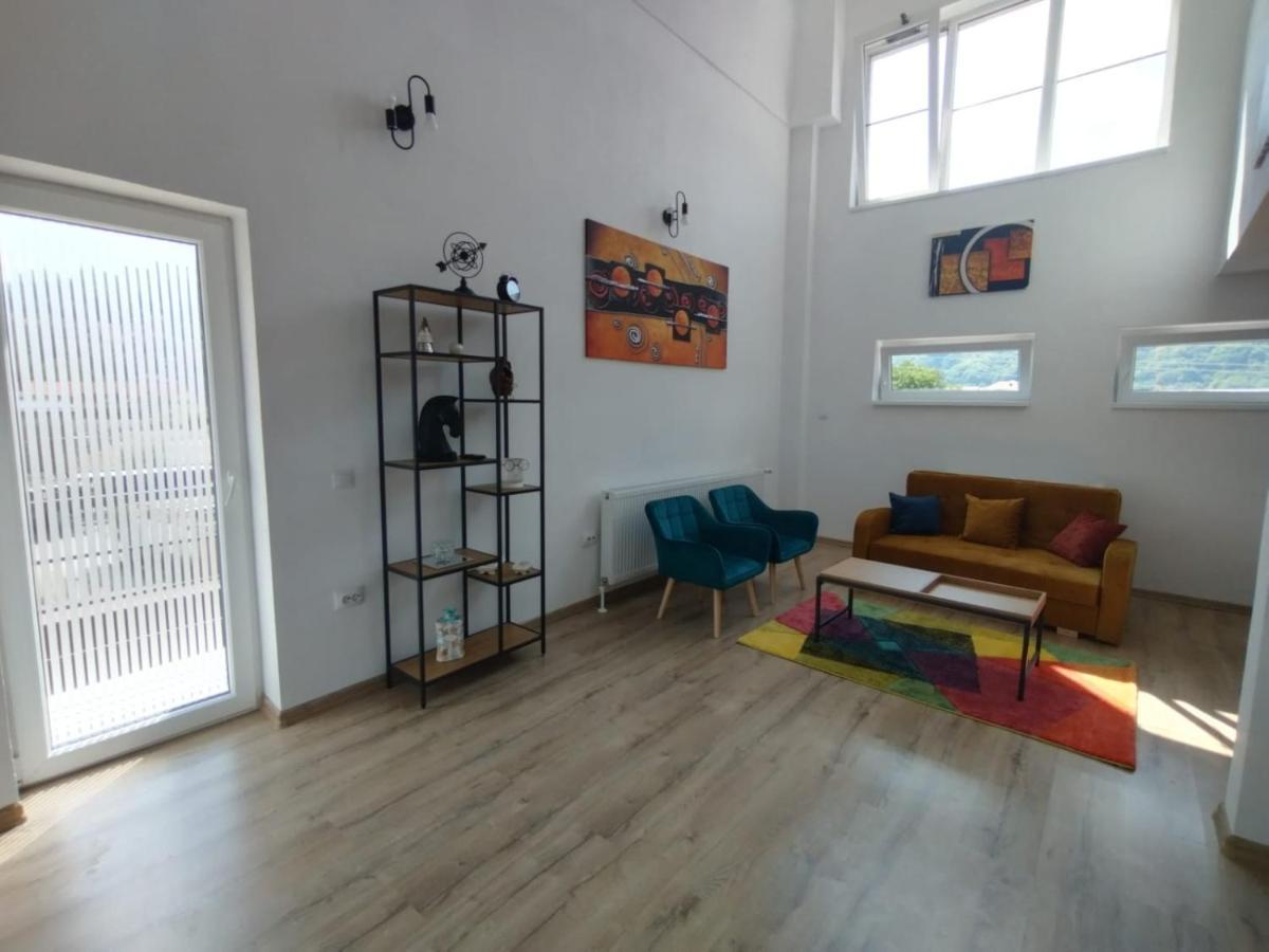 Apartament Alyosha ซิวิโชอารา ภายนอก รูปภาพ